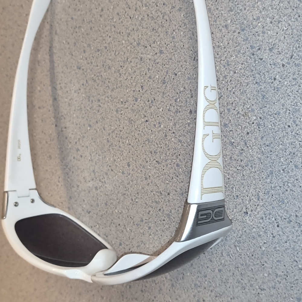 D&G Knockoff Sunglasses W/DG Detail In Gold on Sides-100% UV Protection-NWOT - Picture 3 of 6